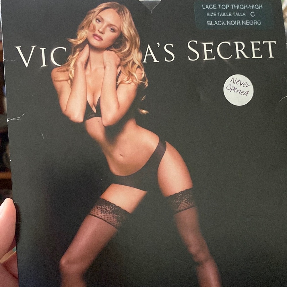 Victoria’s Secret Lace Top Thigh-High stockings, size C, Black
